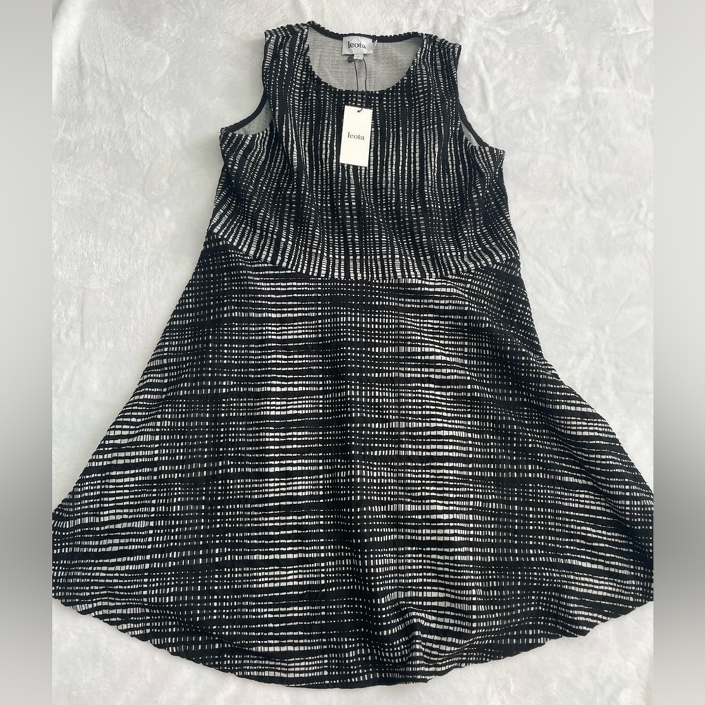 New with tags leota dress women’s size 2L